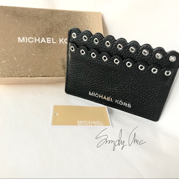 LAST 1 ⭐️ MK scallop trim genuine leather wallet - Picture 6 of 6